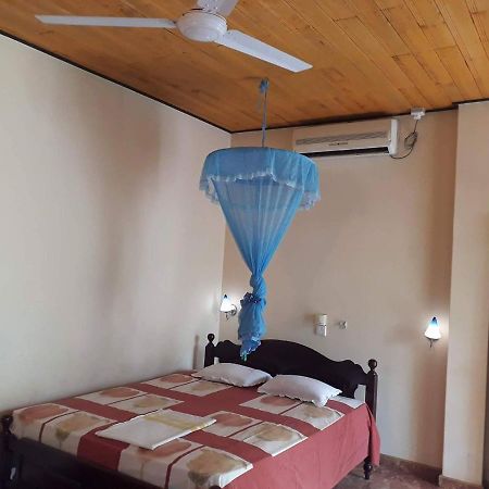 Guesthouse Sunshine Aluthgama Exterior foto