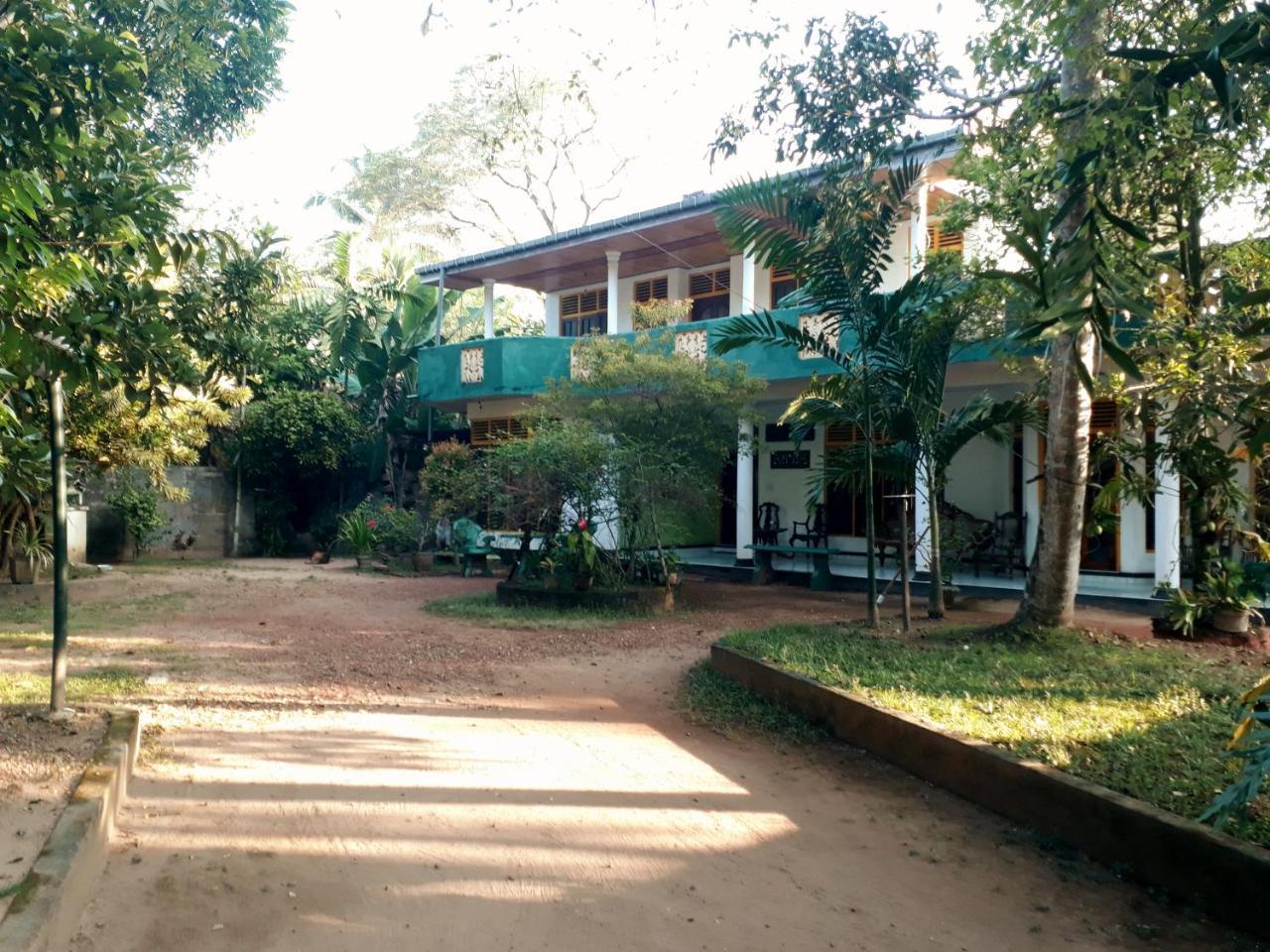 Guesthouse Sunshine Aluthgama Exterior foto